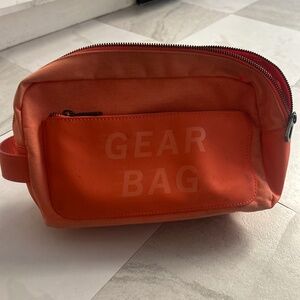 Marc by Marc Jacobs Pink Gear Bag Make Up Toiletries Travel Bag